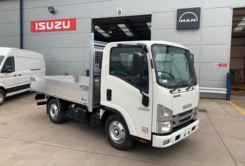isuzu truck